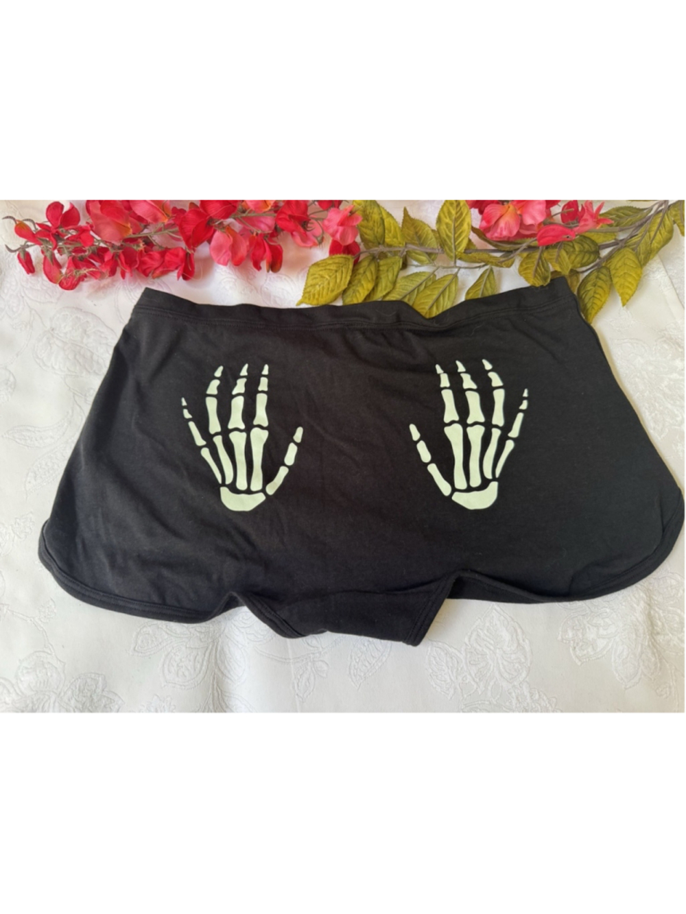 VICTORIA'S SECRET M BLACK HALLOWEEN GLOW IN DARK HANDS DORM BOYSHORT PANTIES NWT